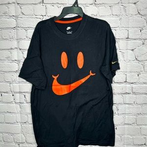 Nike Smiley Face Graphic
